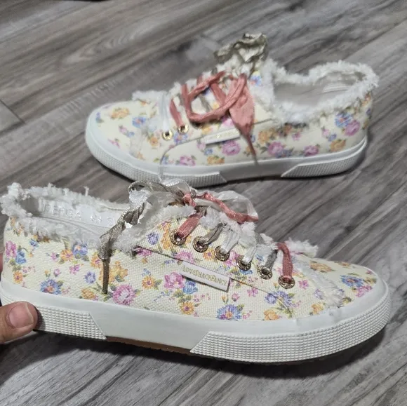 Superga x LoveShackFancy 2750 Flower Fringed Sneakers Sz 8