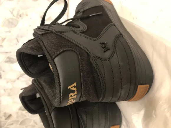 SUPRA Vaider X Sneakers Mens Size 7 Black High Top Gum Sole Logo