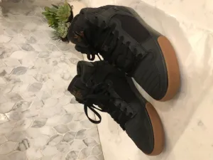 SUPRA Vaider X Sneakers Mens Size 7 Black High Top Gum Sole Logo