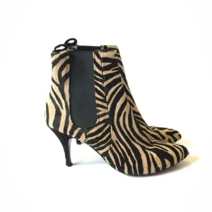 Tabitha Simmons Irwin Zebra Boots Booties Womens 37.5 7.5 Black Tan Ankle Heels