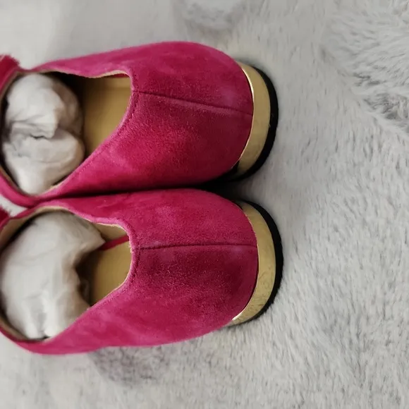 TALBOTS pink loafers size 5 1/2