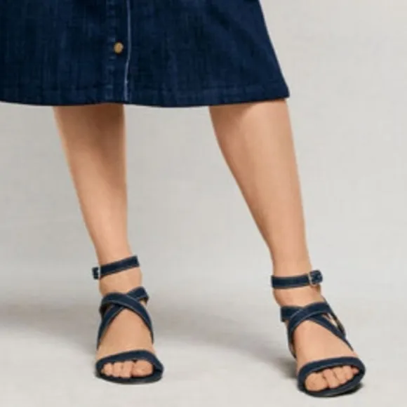 Talbots Royce Sandals. NWT