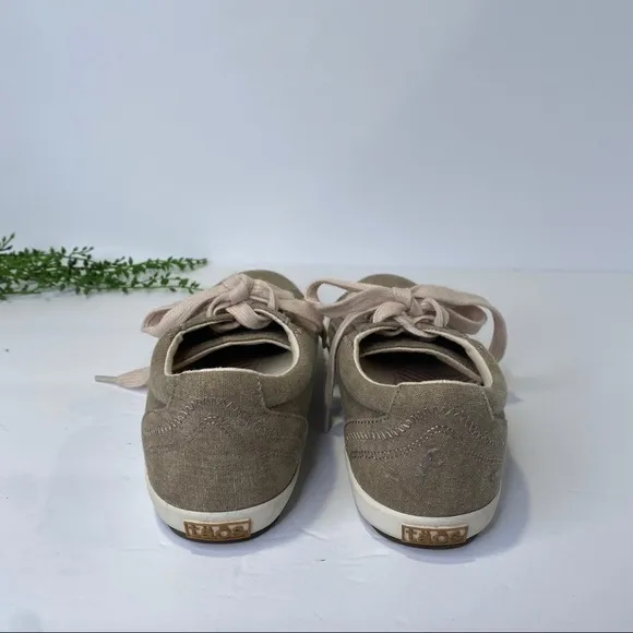 Taos Footwear Khaki Wash Canvas Star Sneakers Size 6-6.5M Lace Up Comfort Shoe