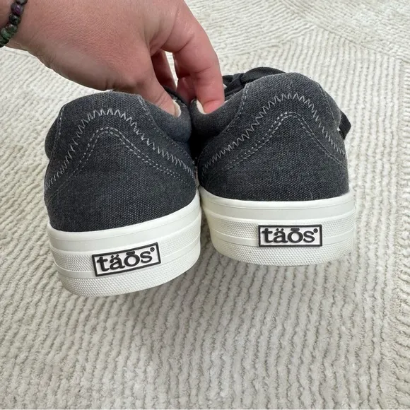 Taos Plim Soul Charcoal Canvas Sneakers Size Women’s 10