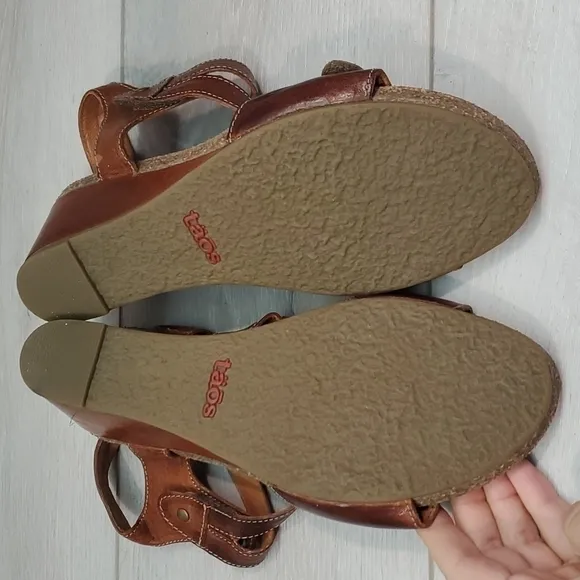 Taos Womens Comfort Leather Wedge Sandals Hook&amp;loop shoes sz 39/8-8.5