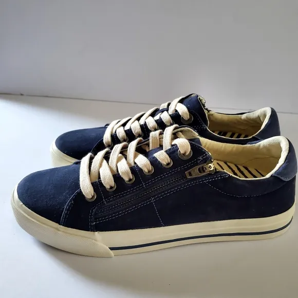 Taos  Z Soul Footwear Blue and Cream Sneakers with Canvas Upper Size 9