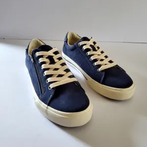 Taos  Z Soul Footwear Blue and Cream Sneakers with Canvas Upper Size 9