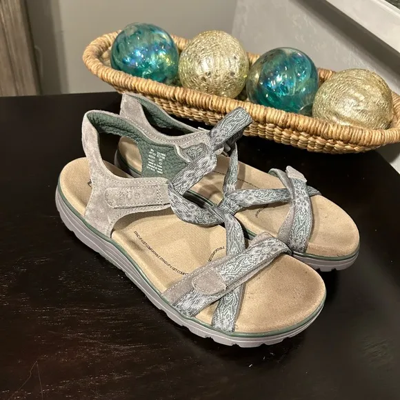 Taos Zen Sandals Women 11/42 Boardeaux Comfort Hook Loop Strappy ZEN-13526