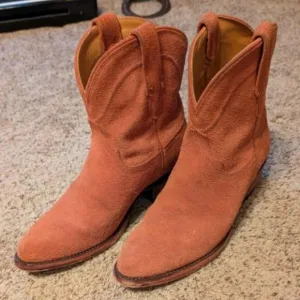 Tecovas The Lucy Cowgirl Suede Boots Women 8.5 B in Desert Rose
