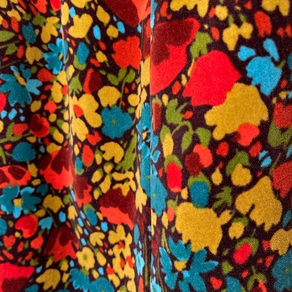 Tessuto | VTG Retro Brady Bunch Floral Pattern Velvet Skater Mini Skirt
