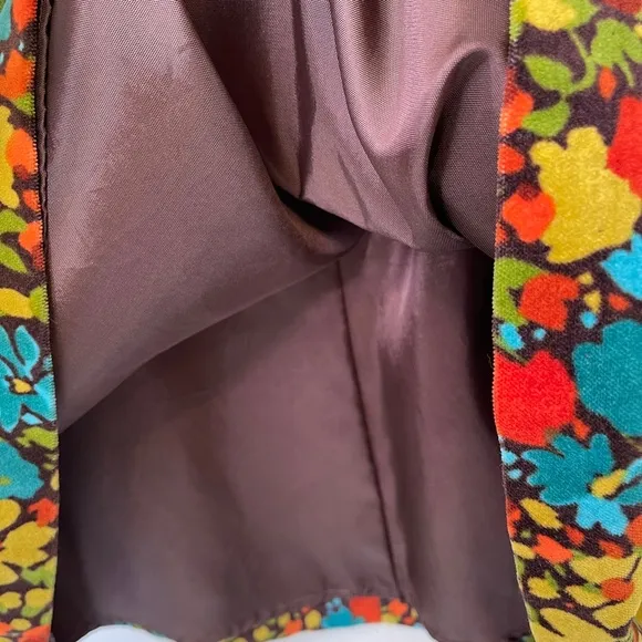 Tessuto | VTG Retro Brady Bunch Floral Pattern Velvet Skater Mini Skirt