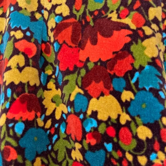 Tessuto | VTG Retro Brady Bunch Floral Pattern Velvet Skater Mini Skirt