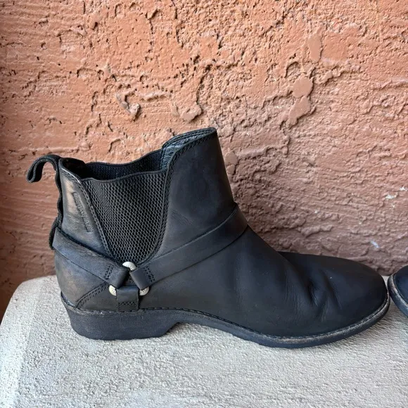Teva De La Vina Dos Chelsea Boots