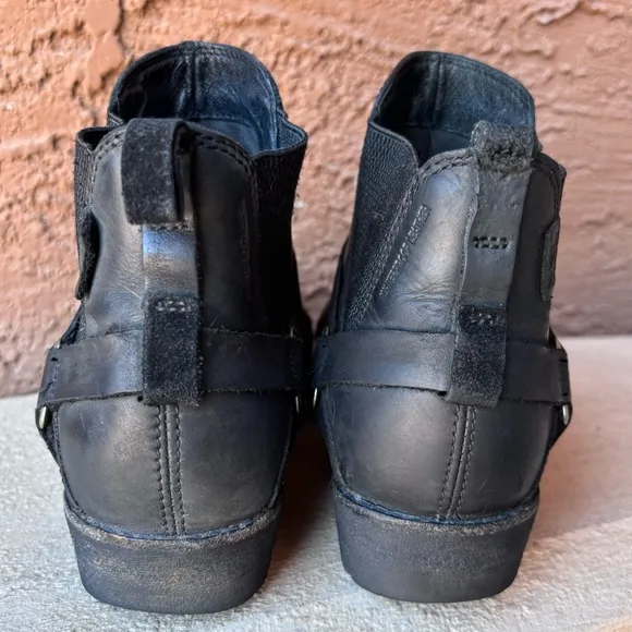 Teva De La Vina Dos Chelsea Boots
