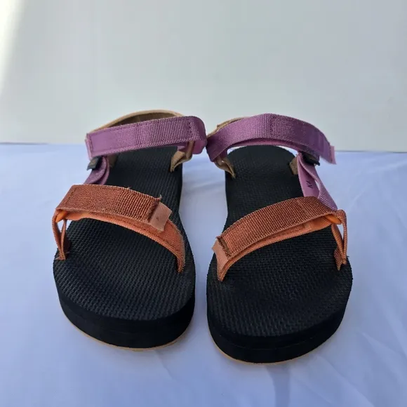 Teva Midform Universal Kids Girls Metallic Rose Gold Pink Rust Strappy Sandals 4