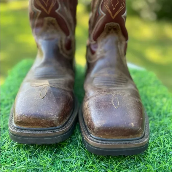 The Justin WK4643 boots are perfect for activewear,
