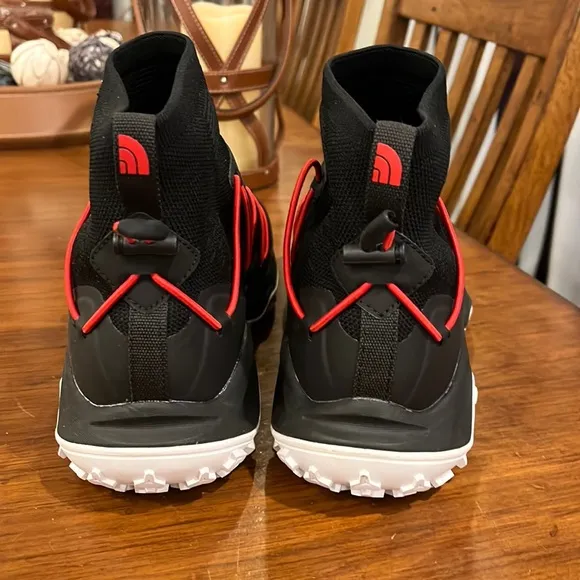 The North Face Sihl Mid Shoes Sneakers new black red Urban Explorer Mens 11.5