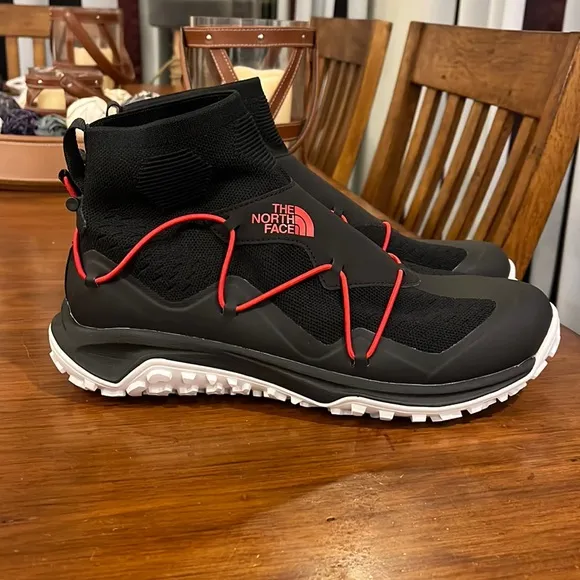 The North Face Sihl Mid Shoes Sneakers new black red Urban Explorer Mens 11.5