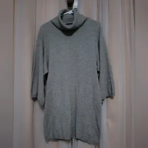 Theory 100% Cashmere Turtleneck Sweater Dress/Tunic With Wide 3/4 Sleeves, EUC!