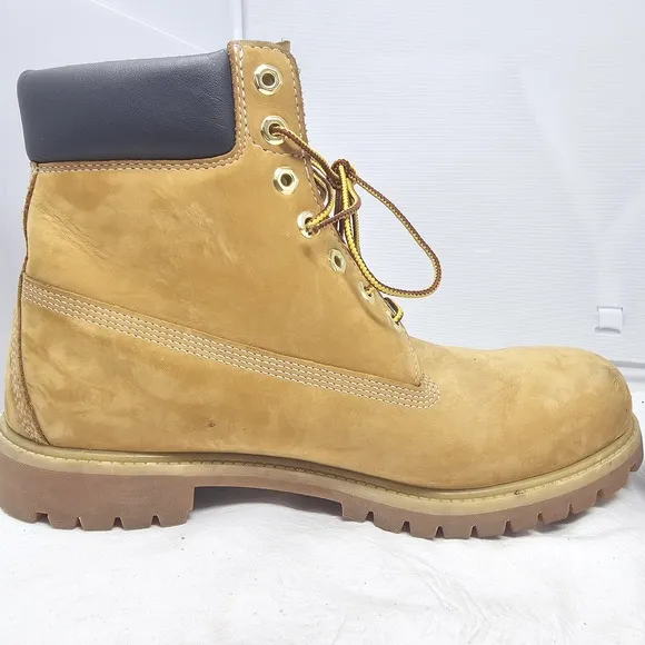 Timberland Boots  6-Inch Premium Mens Size 12M Tan Classic Outdoor A7898