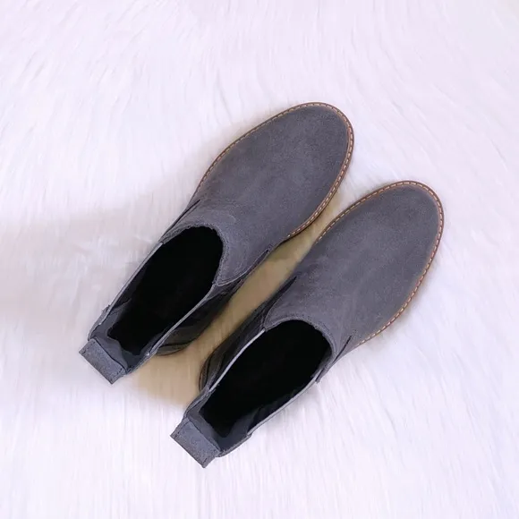 Timberland Courmayeur Valley Chelsea Dark Grey Boots