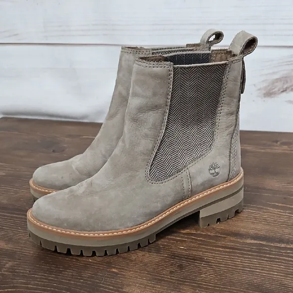 TIMBERLAND Courmayeur Valley Womens Chelsea Boots