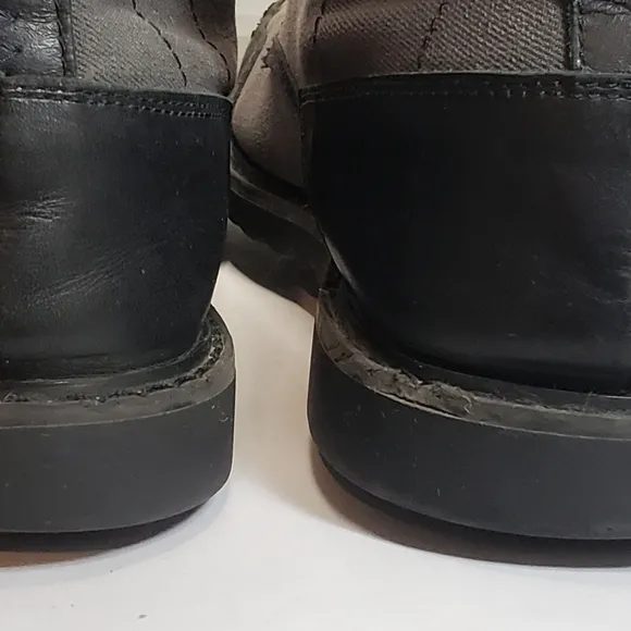 Timberland Newmarket Men's Size 10 M Gray Black Combat Streetwear Casual…