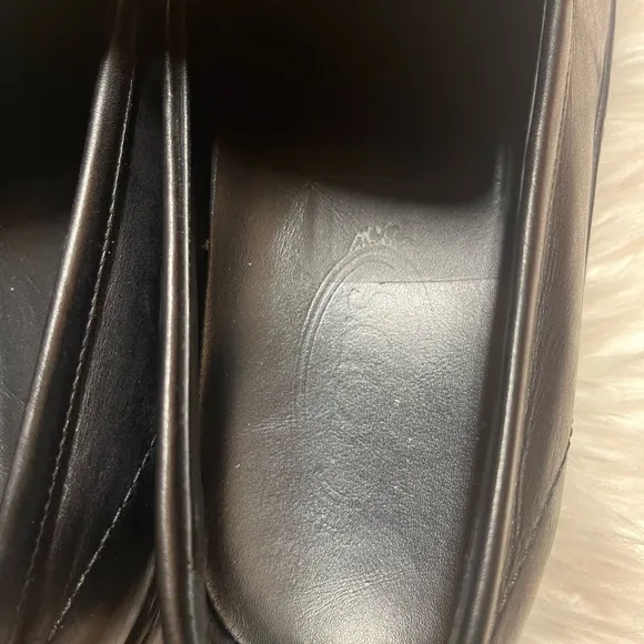 Tod’s slip on loafers