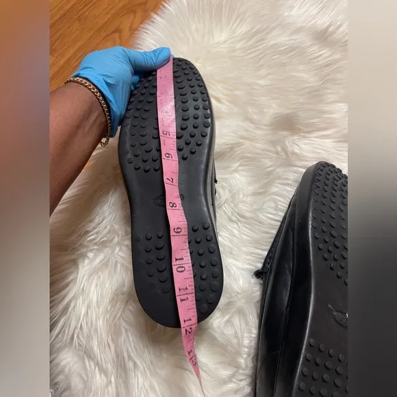 Tod’s slip on loafers