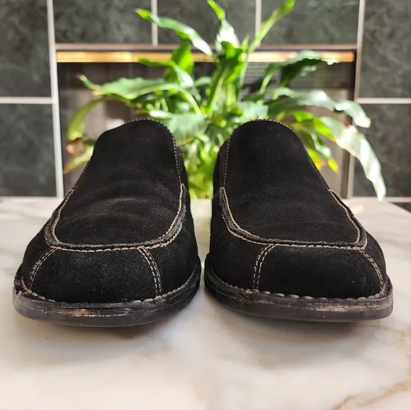 Tommy Bahama Astor Black Suede Slip-On Loafers
