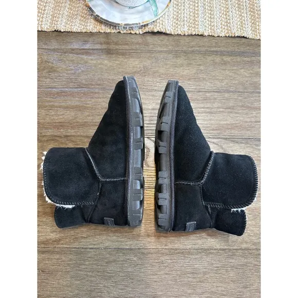 Tommy Bahama Suede Shearling Winter Boots Ankle Booties Warm Black 8