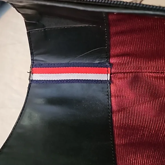 Tommy Hilfiger Twilexis Black Leather Equestrian Riding Quiet Luxury Mob…