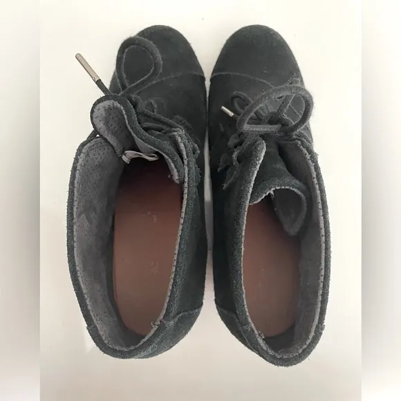 Toms Black Suede Lace-Up Desert Wedge Ankle Boots Size 8