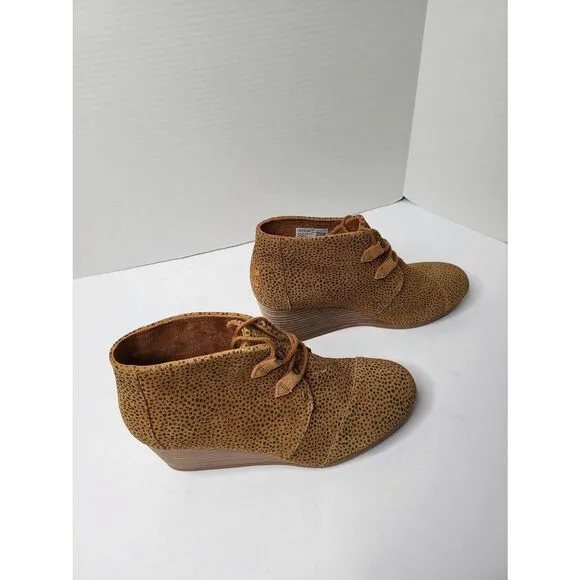 Toms Boots Desert Wedge Ankle Booties Cheetah Print Round Toe Lace-Up Size 11