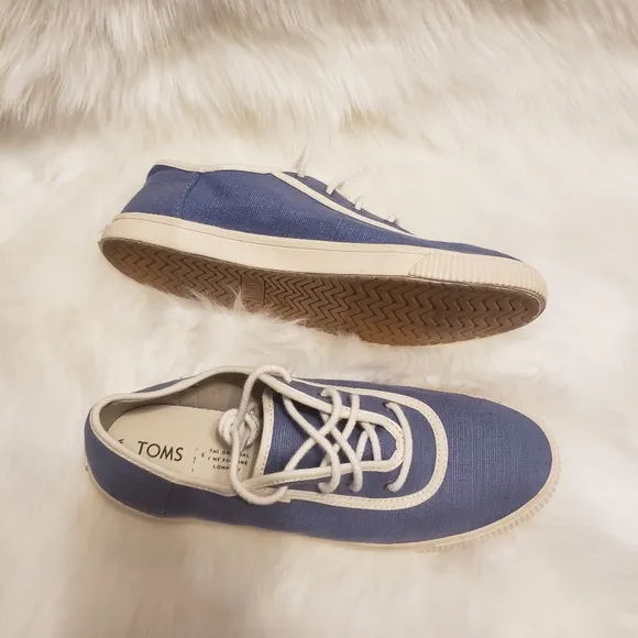 Toms Infinity Blue Women's Carmel Sneakers Size 8