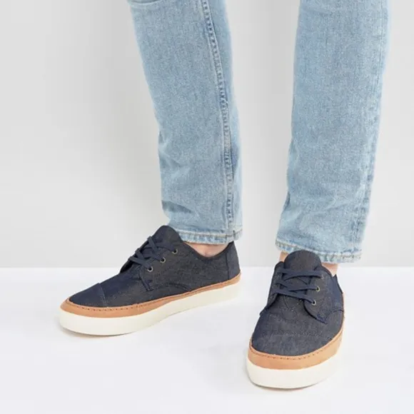 TOMS Men's Navy Canvas Lace Up Sneakers