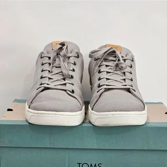TOMS, Mens sneakers in gray canvas. NIB, size 11.