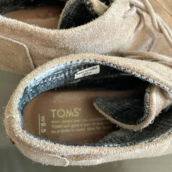 Toms Taupe Suede Lace-Up Desert Wedge Ankle Boots Size 9.5