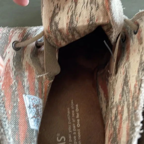 Toms Taupe Suede Lace-Up Desert Wedge Ankle Boots Size W10