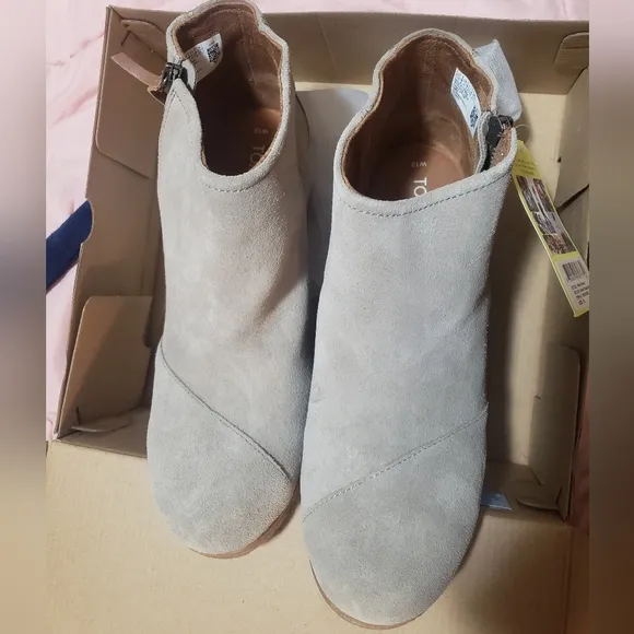TOMS Women's Avery Ankle Boots/Booties, Desert Taupe Suede Mix, Size 12 NWB
