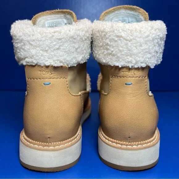 Toms Womens Mesa Waterproof Lace Up Boots in Desert Tan Suede/Leather 8