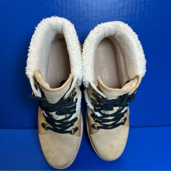 Toms Womens Mesa Waterproof Lace Up Boots in Desert Tan Suede/Leather 8