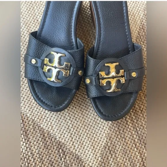 Tory Burch Black leather Wedge Sandals size 7M
