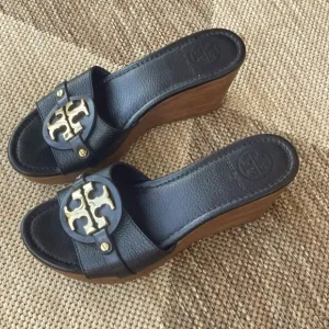 Tory Burch Black leather Wedge Sandals size 7M