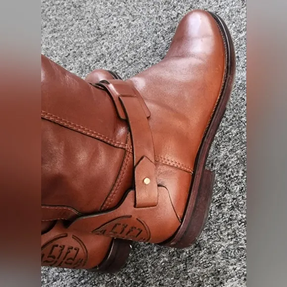 Tory Burch Derby Riding Boots Almond Galleon Antique Leather Size 6.5