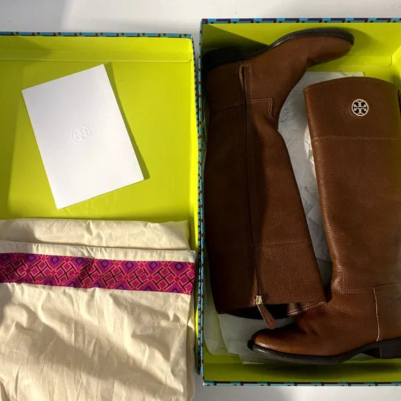 Tory Burch Junction Riding Boots Almond Brown Tall Leather Logo Round Toe 6.5