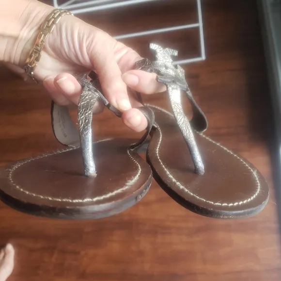 Tory Burch Moore silver Leather Thong Sandals Size 8.5