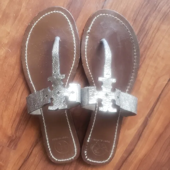 Tory Burch Moore silver Leather Thong Sandals Size 8.5