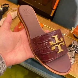 Tory Burch new work box Eleanor croc embossed slide with gold hardware size 8