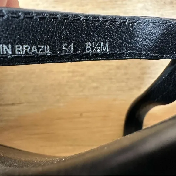 Tory Burch T-Strap Black Leather Wedge Sandals Women’s Size 8.5